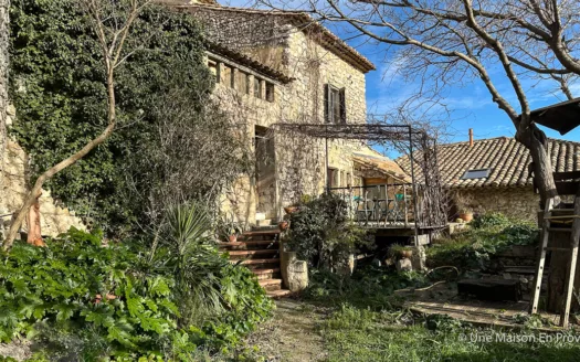 Maison de village Rochefort du gard (30)