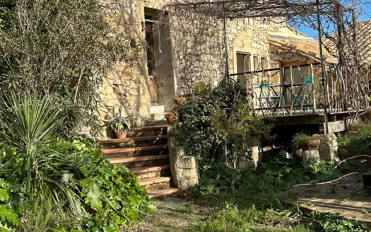 Maison de village Rochefort du gard (30)