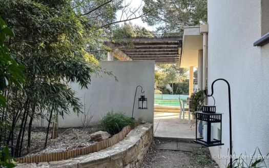 Maison contemporaine Villeneuve les Avignon (30)