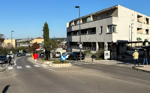 Bureaux ANGLES (LES) (30)