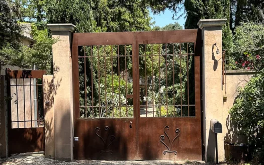 Demeure de charme Villeneuve les Avignon (30)